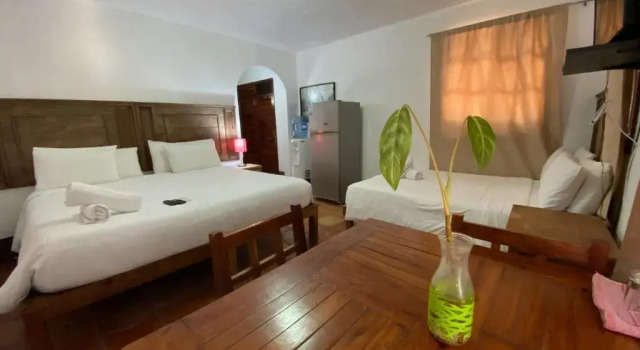 Трёхместный номер Economy Hotel Casaejido