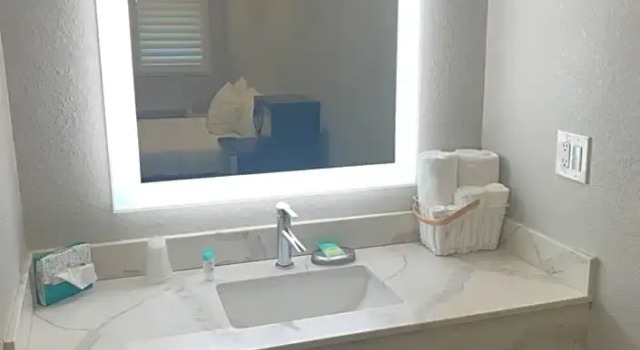 Номер Economy Elmwood Motel