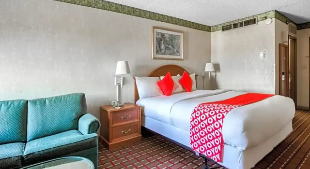 Полулюкс Knights Inn Tulsa I-44