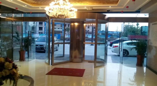 GreenTree Inn Yancheng Economic Development Zone Management Committee Express Hotel, Rezervasyon Otel Yancheng otoparklı oteller, Otopark