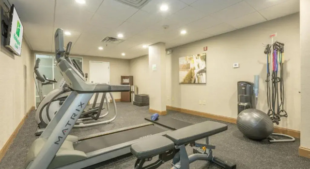 Номер Standard Holiday Inn Hotel and Suites Peachtree City by IHG
