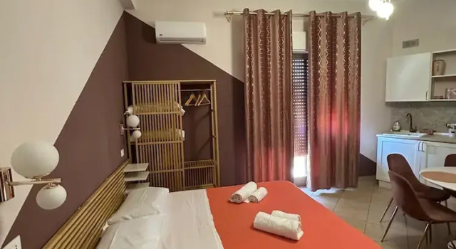 B&B Elegance, Buchen Sie Bed & Breakfast Villa San Giovanni Kalabrien