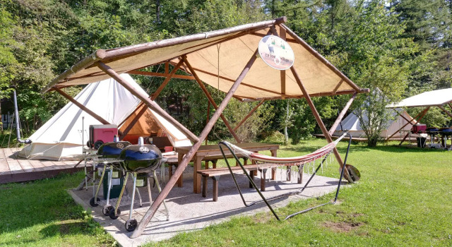 Тент Tokachi Nakasatsunai Glamping Resort Feriendorf