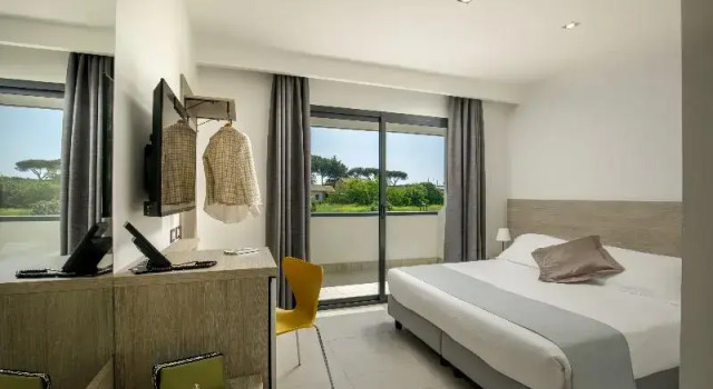 Номер Economy Simon Hotel Aprilia