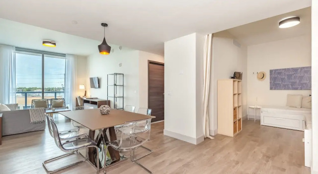 Номер Luxury с балконом и с видом на залив Private Luxury Condos at Costa Hollywood