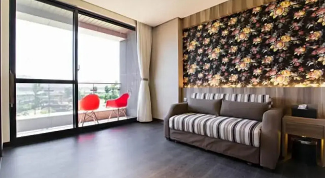 Camera doppia Deluxe con balcone Tan Villa