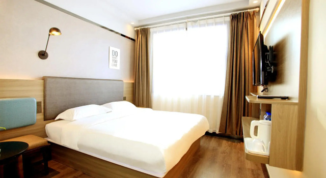 Hi Inn Chengde Mountain Resort, Book Resort Chengde Hebei