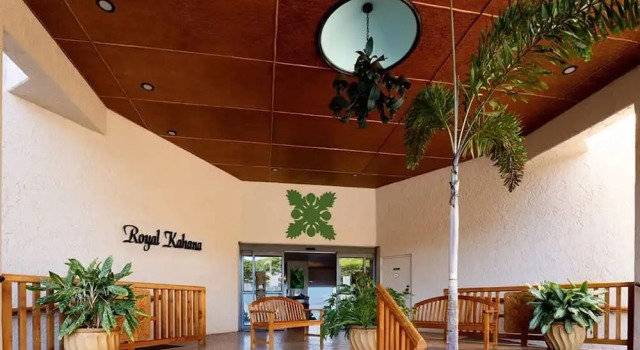 Kahana Oceanfront Gem w Gym Pool AC Comfort Walk to Dining, Забронировать Апартаменты/квартира Кахана 
