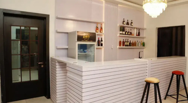 Executive Luxury Room - Sleeps 2 - Pool - Gym