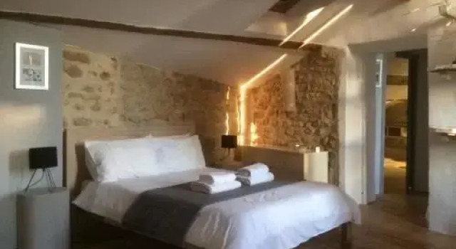 La Petite Tour, Rezerwuj Hotel Puissalicon Hérault