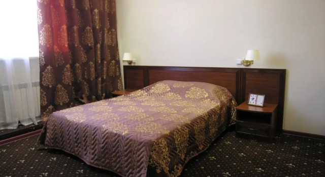 Zakelijk Tweepersoonssuite Orbita Hotel