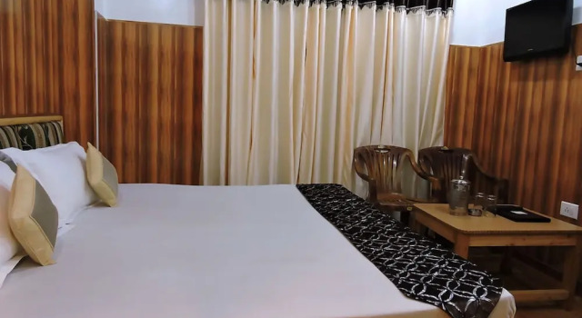 Двухместный номер Standard c 1 комнатой Hotel Chaman Palace