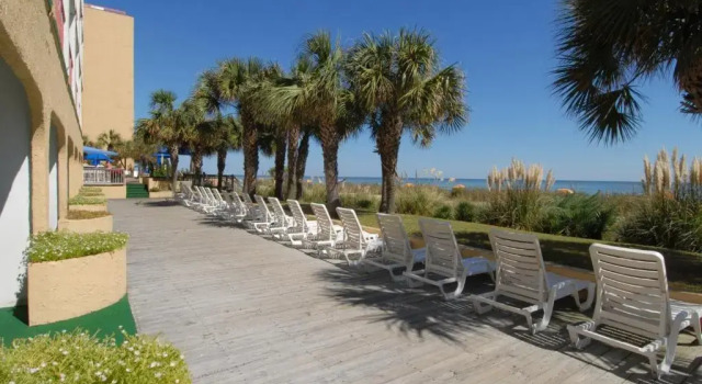Sea Mist Oceanfront Resort, Забронировать Курортный отель Миртл-Бич Гранд-Странд