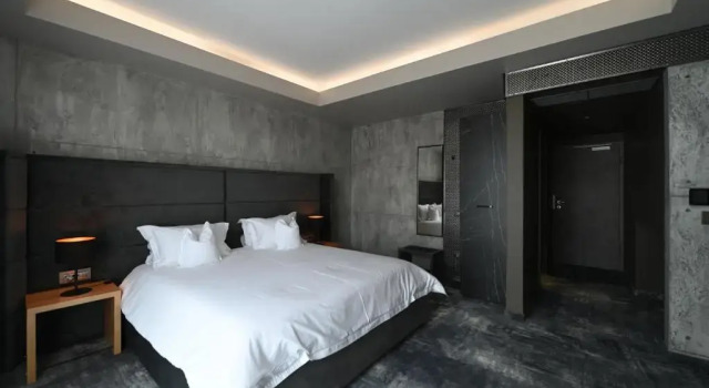 Номер Economy Aniroc Signature Hotel