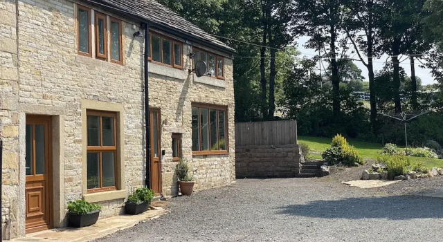 Wren Cottage, Забронировать Дом для отпуска Олдем Большой Манчестер