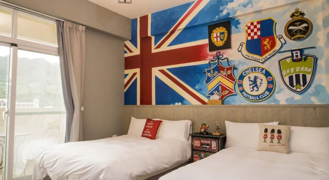 Четырёхместный номер Comfort с балконом и с видом на горы Sun Giraffe Taitung B&B