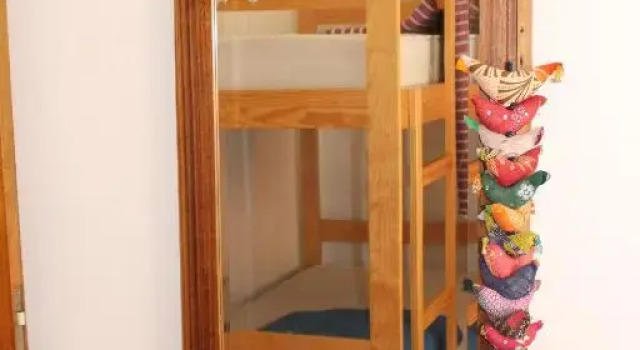 Кровать в общем номере Olive Hostel Lagos