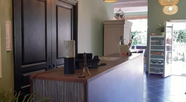 Hôtel Nôtre Dame, Rezervovat Hotel Collobrières Maures mountain