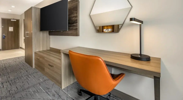 Номер Standard Holiday Inn Express & Suites Nashville West End - Univ Area by IHG