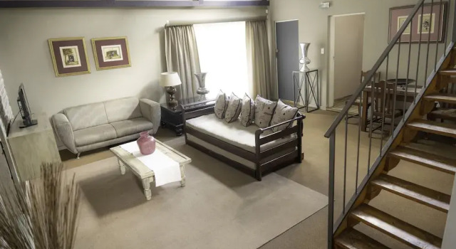 Fully Equipped Self Catering Unit, Забронировать Апартаменты/квартира Апартаменты Мидделбург, Апартаменты/квартира