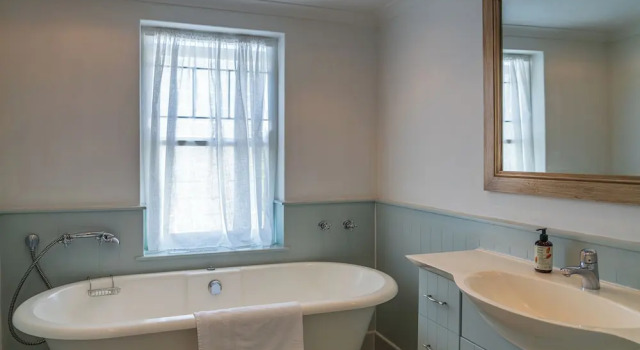 Номер Standard Hedge House Guest House