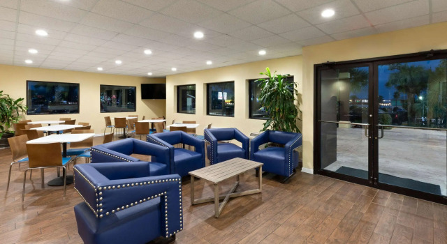 Days Inn by Wyndham Biloxi Beach