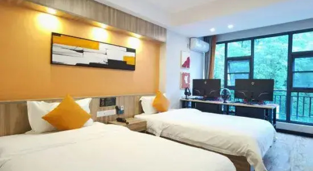 Oriental Home Building E-Sports Hotel, Prenota Hotel Hotel a Hainan con parcheggio, Parcheggio
