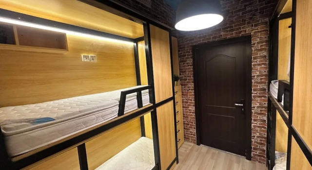 Кровать в общем номере с балконом и с видом на город Luxury Hostel Bedspace in Downtown Near Emirates Towers Metro
