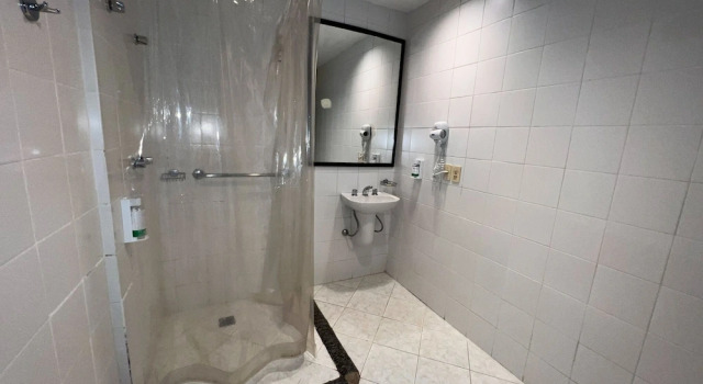 Номер Economy Master Express Alberto Bins - 200 metros do Hospital Santa Casa