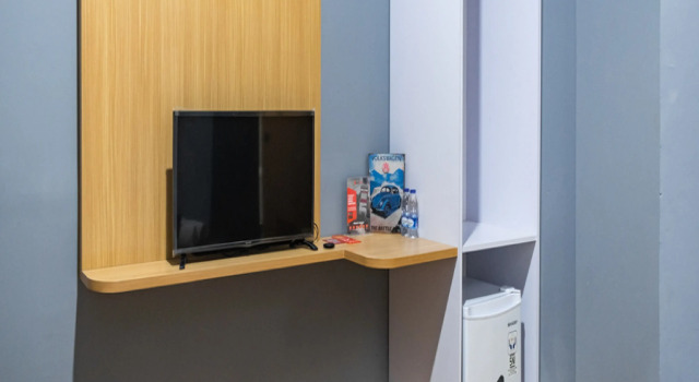 Номер Standard Formerly Reddoorz Plus @ Otista Raya Ciputat