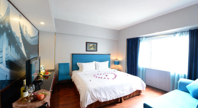 Трёхместный номер Deluxe с видом на город Ja Cosmo Hotel and Spa