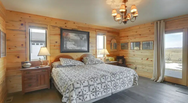 Jefferson Home with Mountain Views and Horse Pastures, Buchen Sie Ferienhaus Jefferson USA