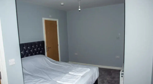 Piccadilly Apartments & Offices