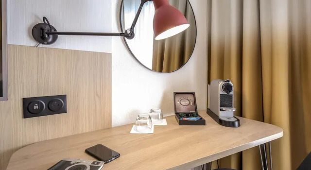 Двухместный номер Superior с балконом Mercure Cavaillon
