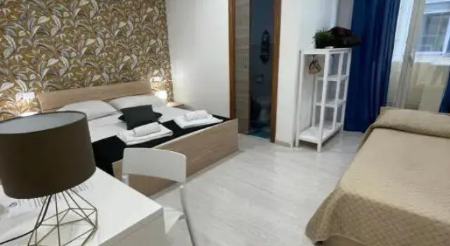 Standard- tredobbelt værelse Central Rooms 128