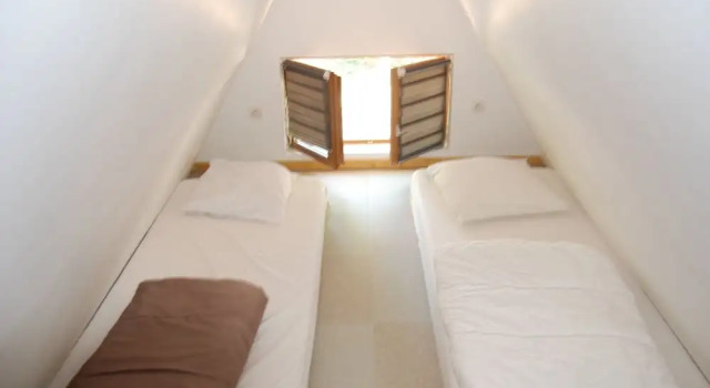 Тент Camping La Licorne