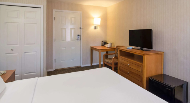 Двухместный номер Standard SureStay by Best Western North Vancouver Capilano