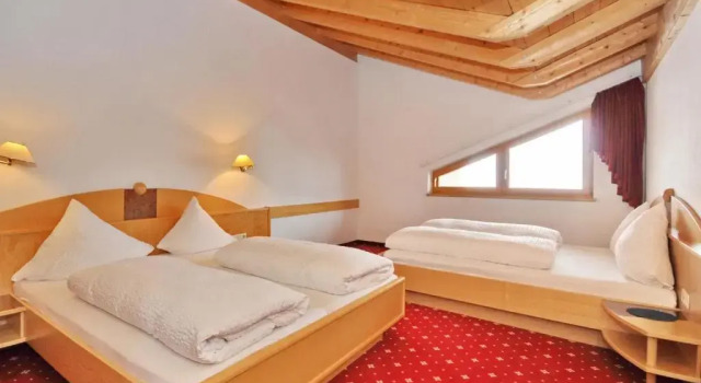 Люкс Deluxe Hotel Amadeus Micheluzzi