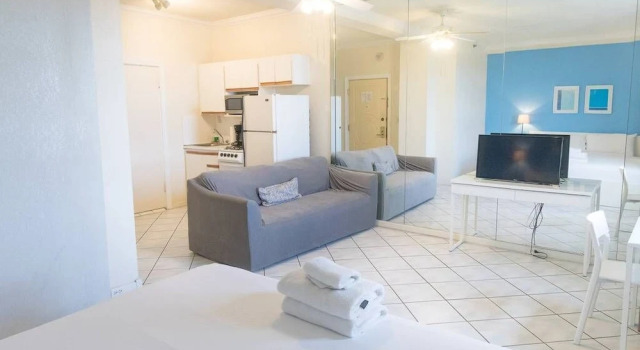 Апартаменты 778 Studio Apartment Hollywood