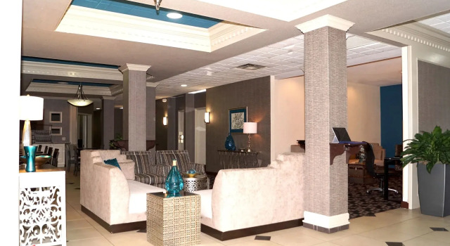 Comfort Inn & Suites