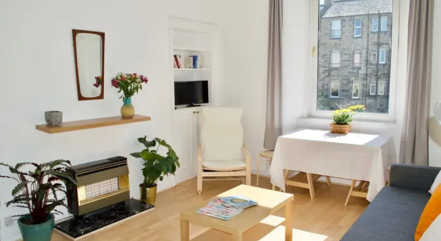 Bright 1 Bedroom Flat Near Leith, Prenota Appartamento Leith 