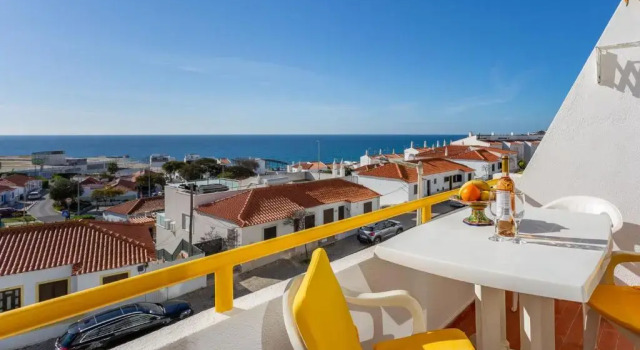 Апартаменты Typical T2 in Albufeira w/ Balcony by LovelyStay