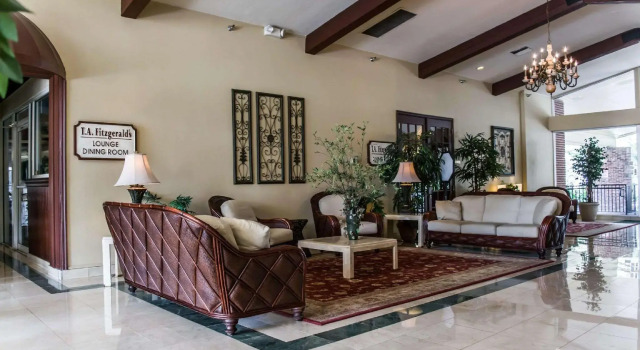 Quality Inn Suites Golf Resort, Rezervați Stațiune Golden Gate Statele Unite ale Americii