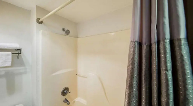 Четырёхместный номер Standard Motel 6-Amarillo, TX