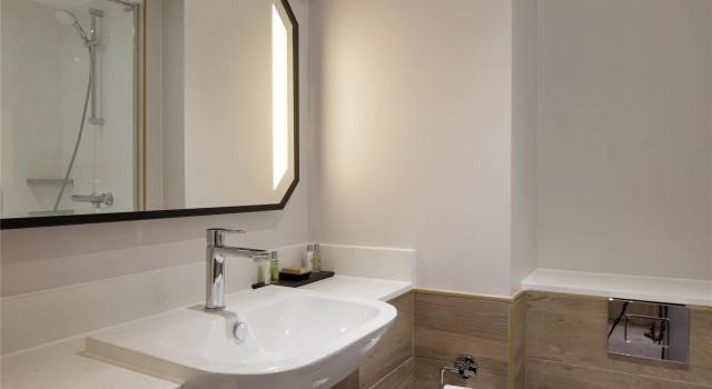 Номер Standard с балконом и с красивым видом из окна Hilton Cobham