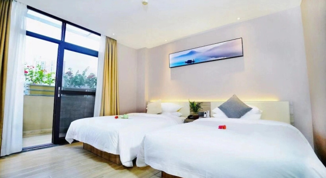 O podwyższonym standardzie dwuosobowy pokój z widokiem na miasto Sanyuan Hotel Wuling Square Store