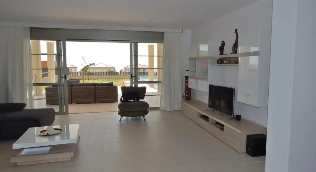 Вилла 5 bedrooms Villa Costa Adeje