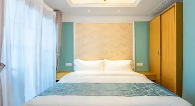 Двухместный люкс c 1 комнатой The Originals City, Hôtel Rennes Sud
