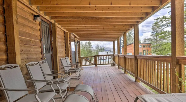 Bright Fairplay Cabin w/ Deck + All-seasons Fun!, Réserver Maison de vacances Fairplay Colorado