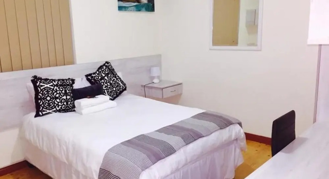 Newtondale Self Catering, Забронировать Отель Отели Порт-Элизабет 3 звезды, 3*